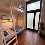Liv - Zentrale Citywohnung - 2 Schlafzimmer - 4 Betten - Kueche - Ideal Fuer Familien *